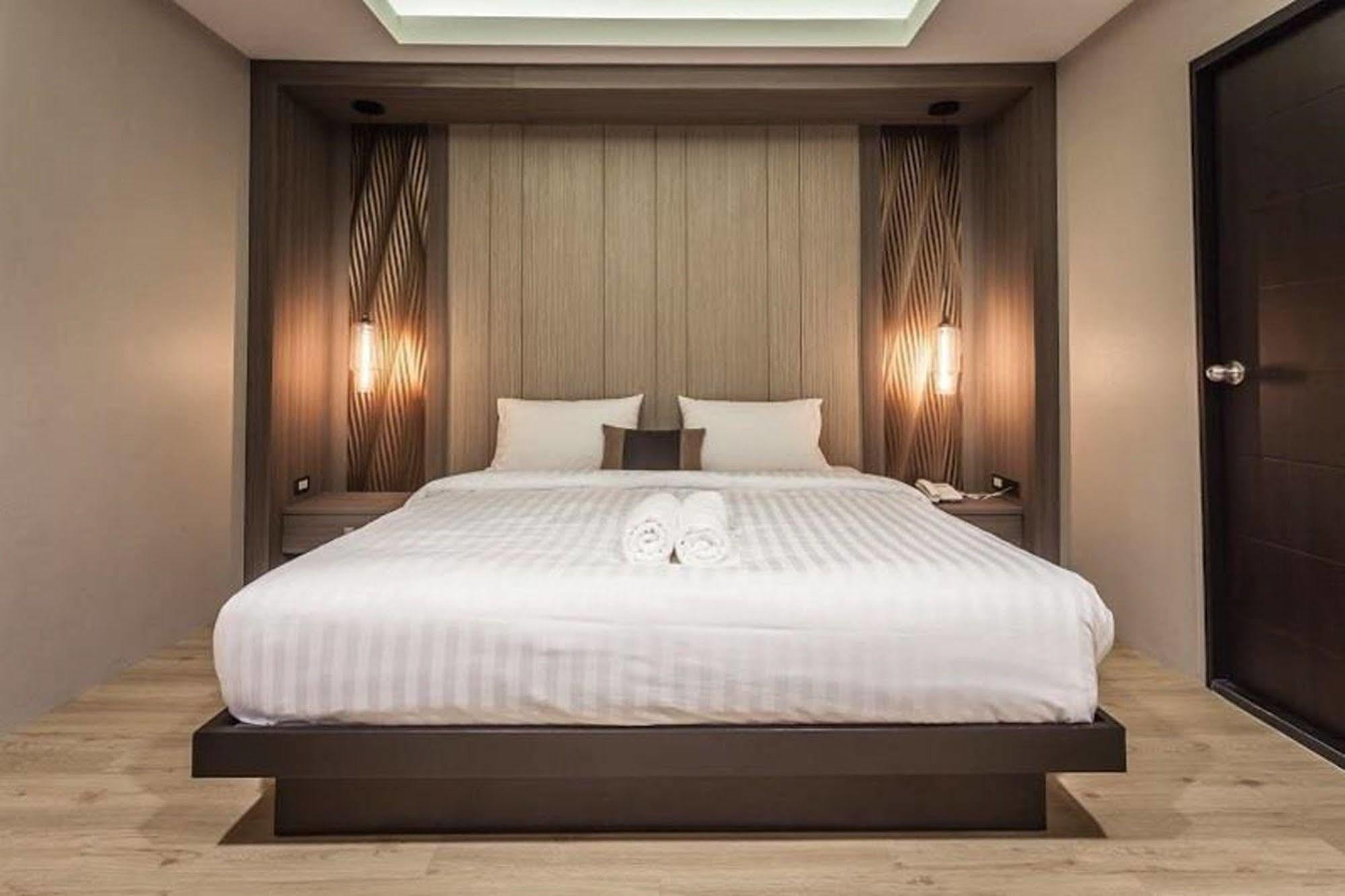 Kesorn Boutique Hotel Buriram Exteriör bild
