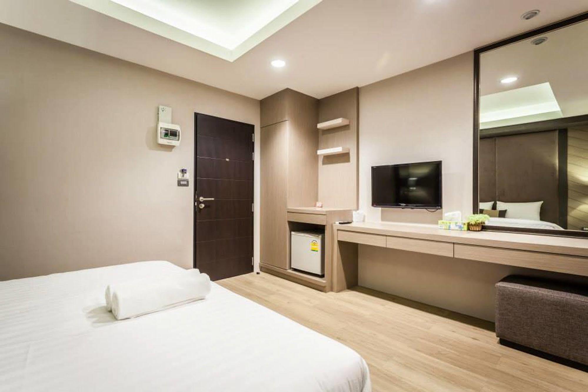 Kesorn Boutique Hotel Buriram Exteriör bild