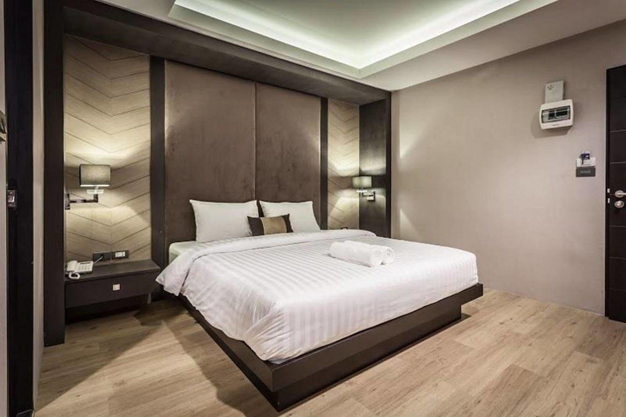 Kesorn Boutique Hotel Buriram Exteriör bild