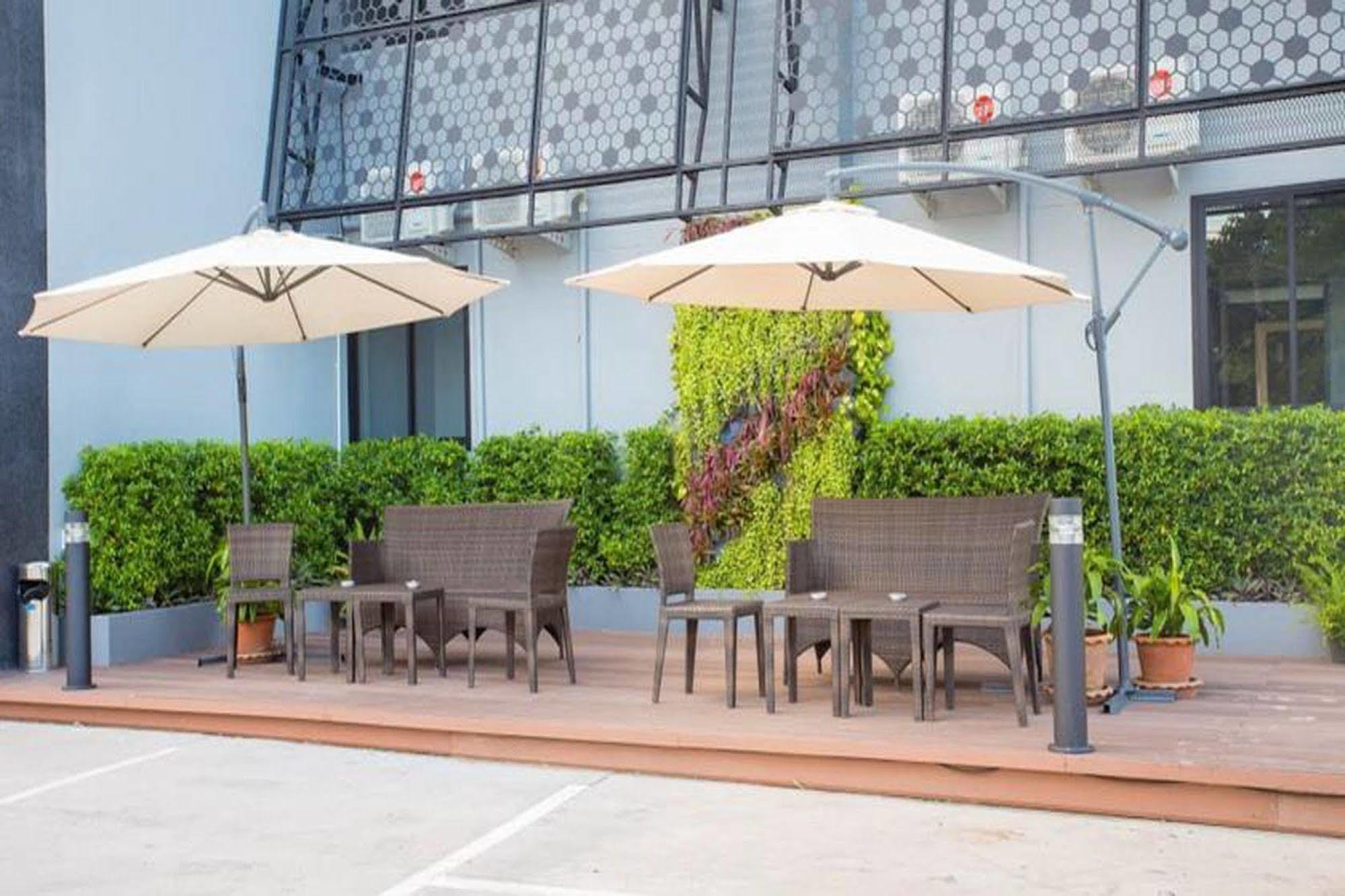 Kesorn Boutique Hotel Buriram Exteriör bild